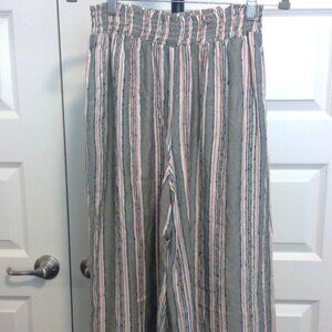 Wide Leg Striped Pull On Cropped Pant